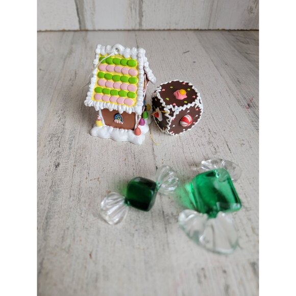Gingerbread house green candy ornament Xmas tree set - Picture 5 of 7